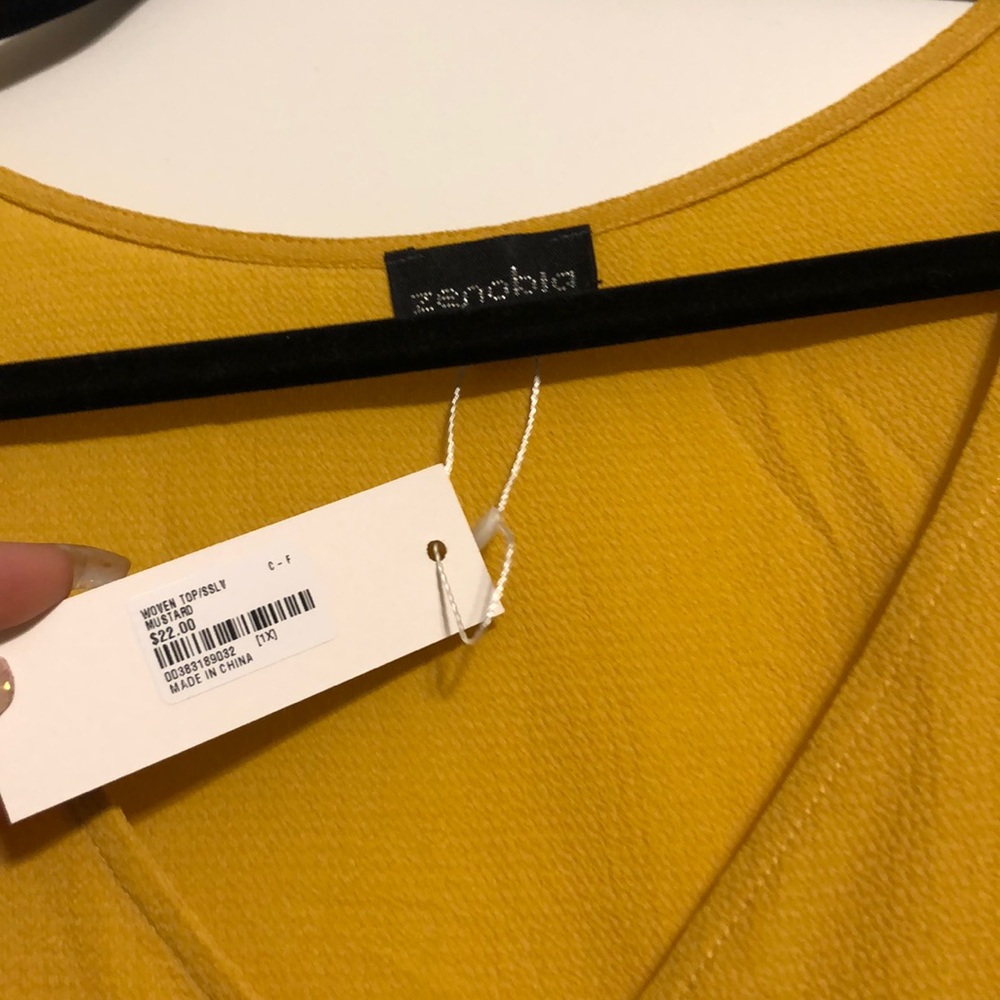 Yellow blouse - Picture 2 of 2
